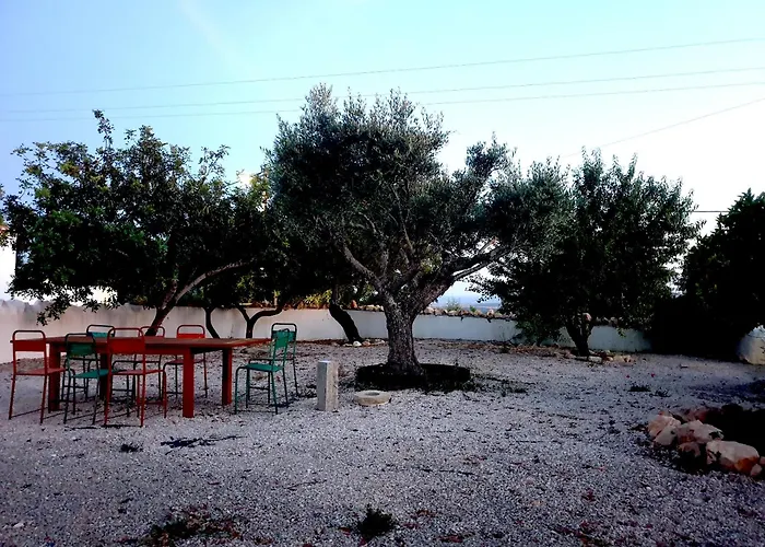 Uma 롯지 Santa Bárbara de Nexe